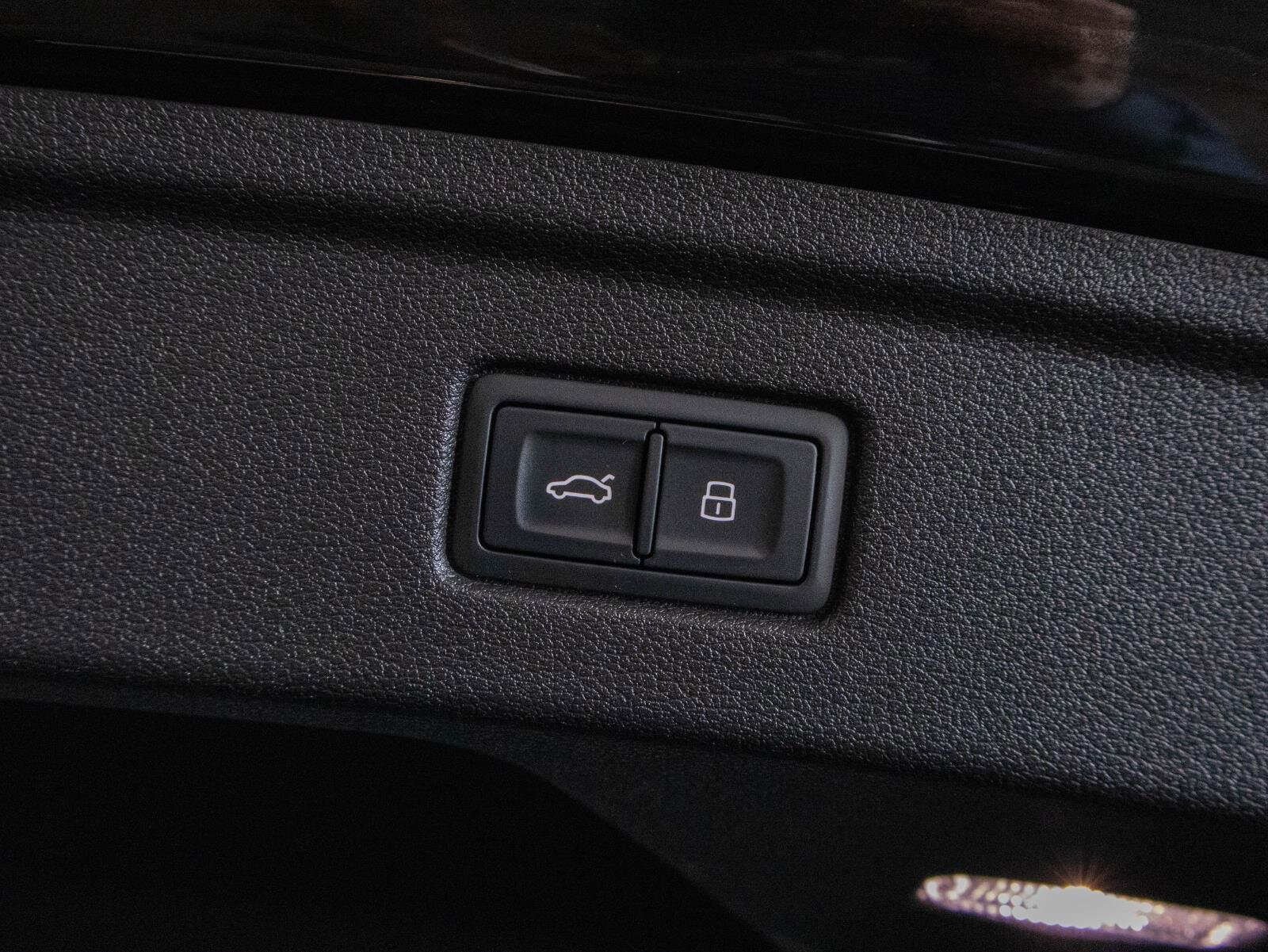 Used 2018 Audi S5 Premium Plus w/ Navigation Package image 26