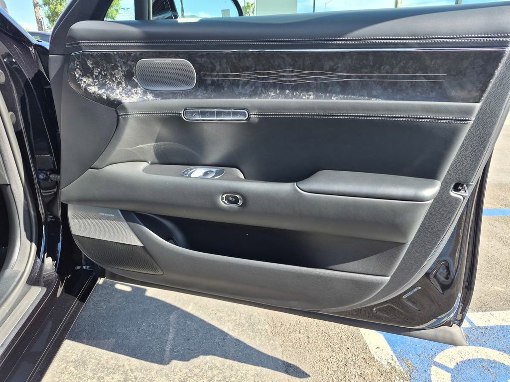 Used 2023 Genesis G90 3.5T image 38