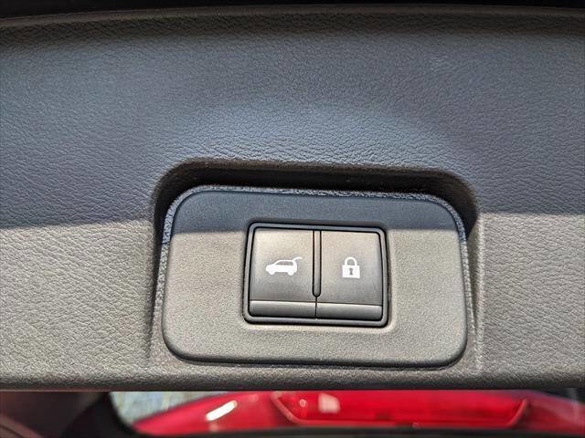 Used 2023 Nissan Rogue SL w/ SL Premium Package image 15