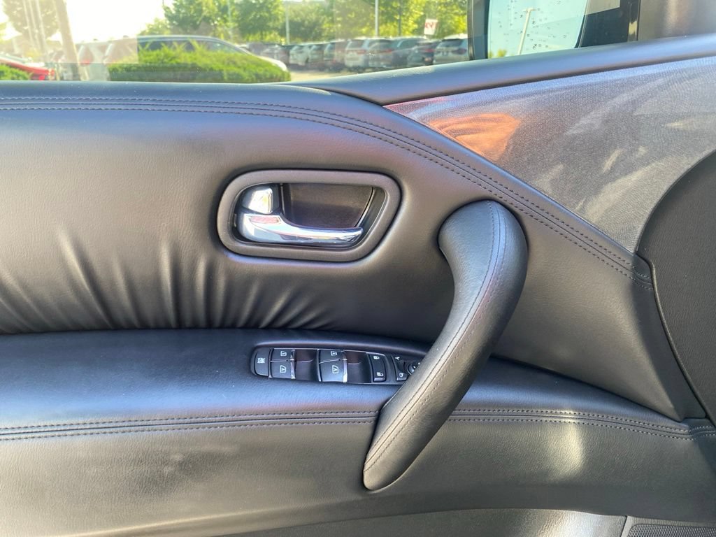 Certified 2023 Nissan Armada SV w/ Cargo Package AWD/4WD image 13