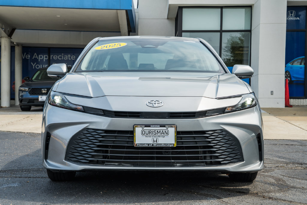 Used 2025 Toyota Camry LE FWD image 2