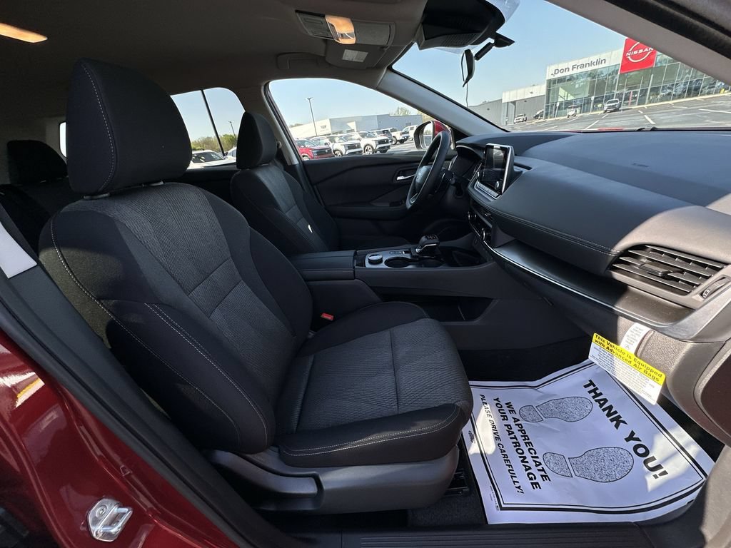 Used 2026 Nissan Rogue SV w/ Cold Weather Package AWD/4WD image 23
