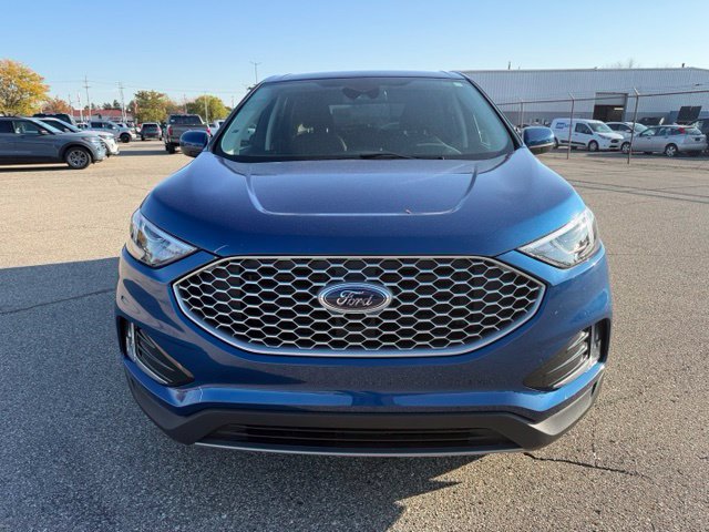 Used 2024 Ford Edge SEL w/ Convenience Package AWD/4WD image 7