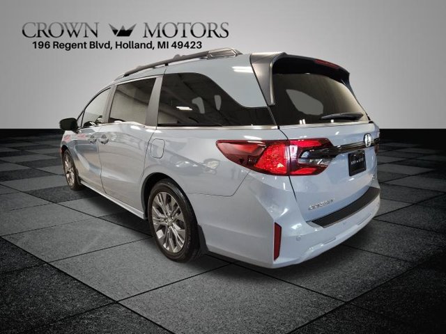 Certified 2025 Honda Odyssey Touring image 5