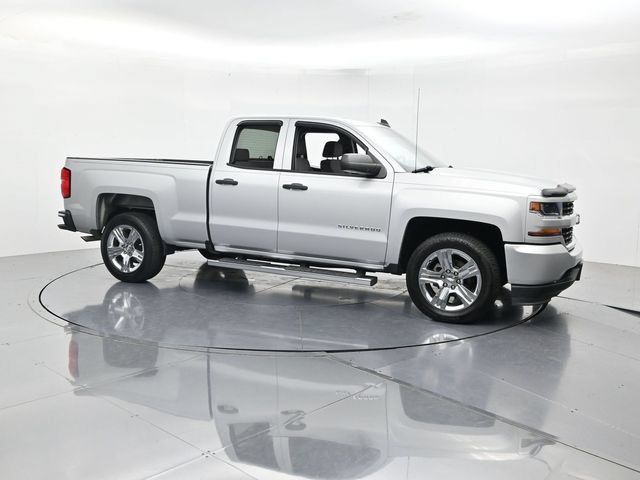Used 2018 Chevrolet Silverado 1500 Custom w/ Custom Value Package RWD video 3