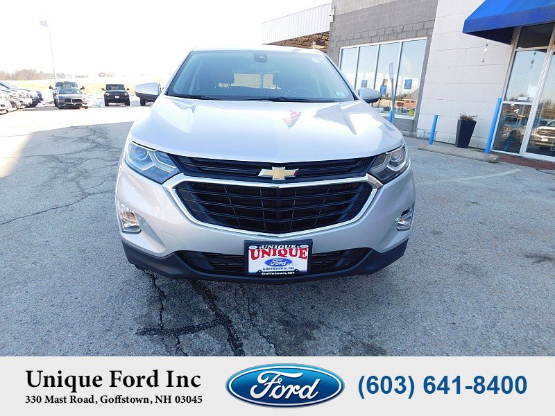 Used 2020 Chevrolet Equinox LT w/ Driver Convenience Package image 3
