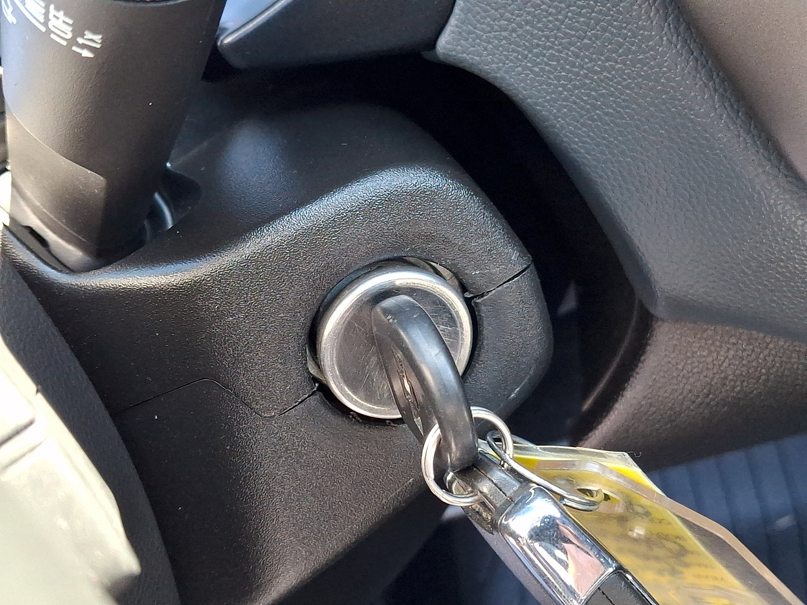Used 2019 Chevrolet Colorado Z71 AWD/4WD image 23