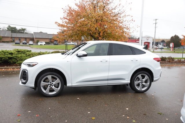 New 2025 Audi Q5 Premium Plus image 10