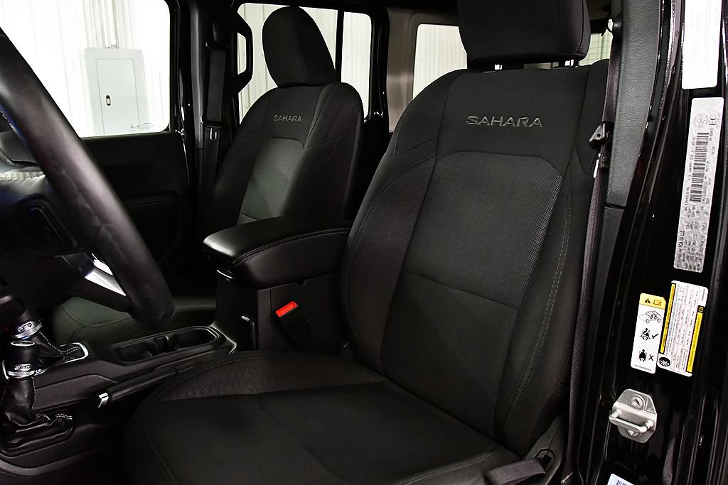 Used 2019 Jeep Wrangler Unlimited Sahara AWD/4WD image 24