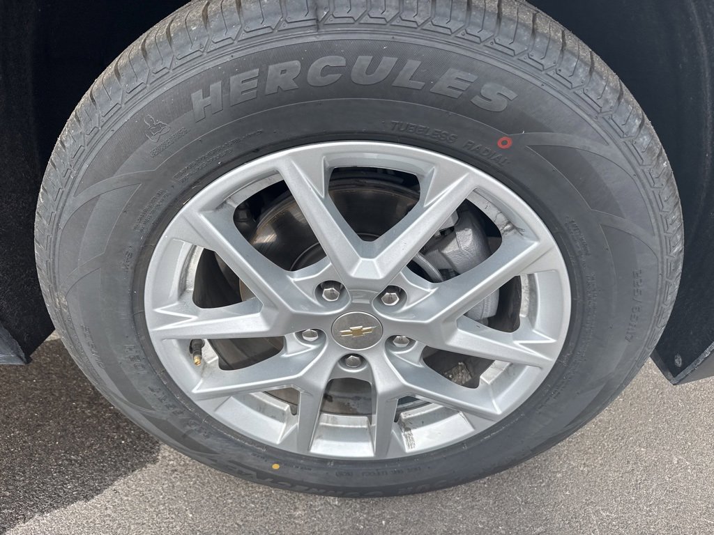 Used 2024 Chevrolet Equinox LT image 33