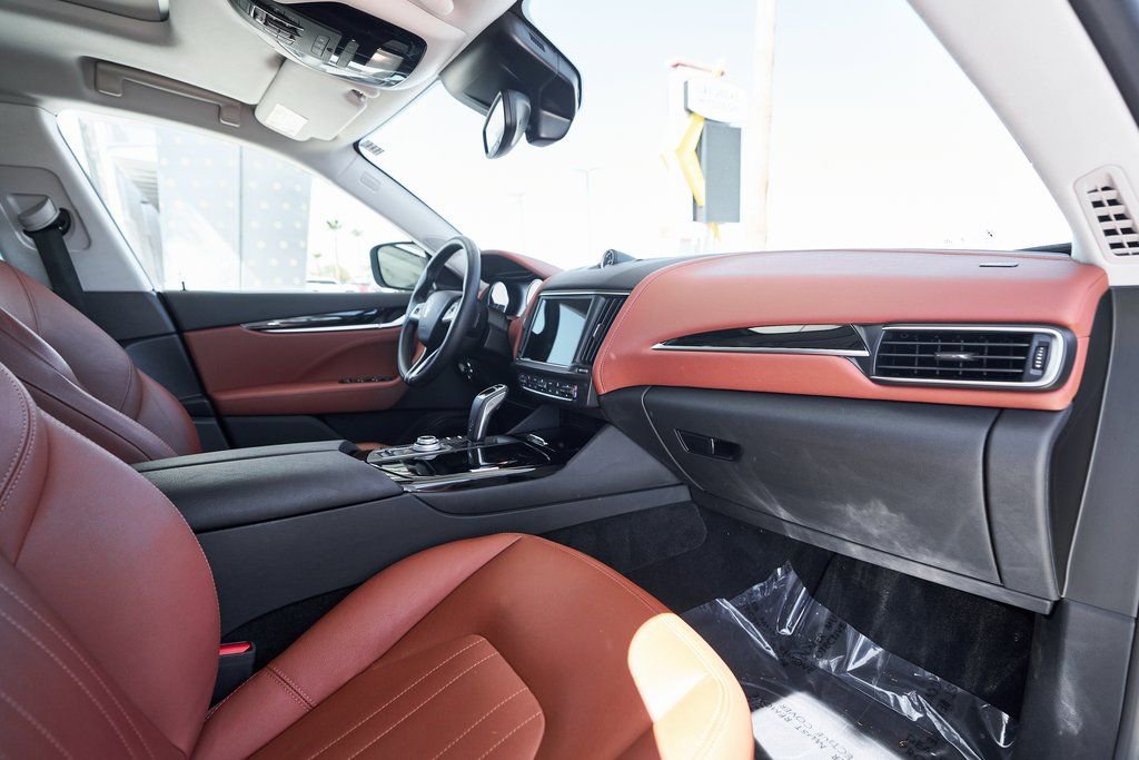 Used 2022 Maserati Levante GT image 24