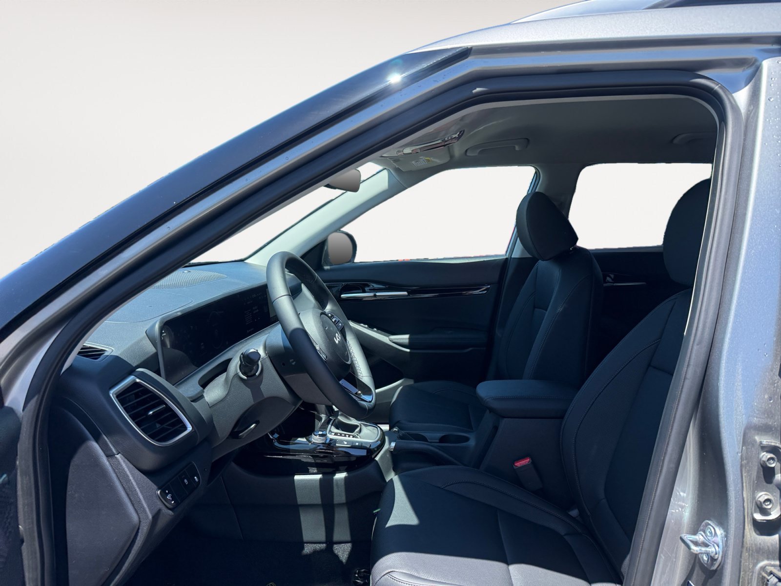 New 2026 Kia Seltos EX FWD image 10