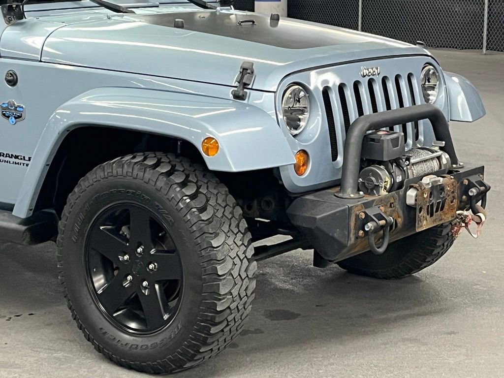 Used 2012 Jeep Wrangler Unlimited Sahara image 33