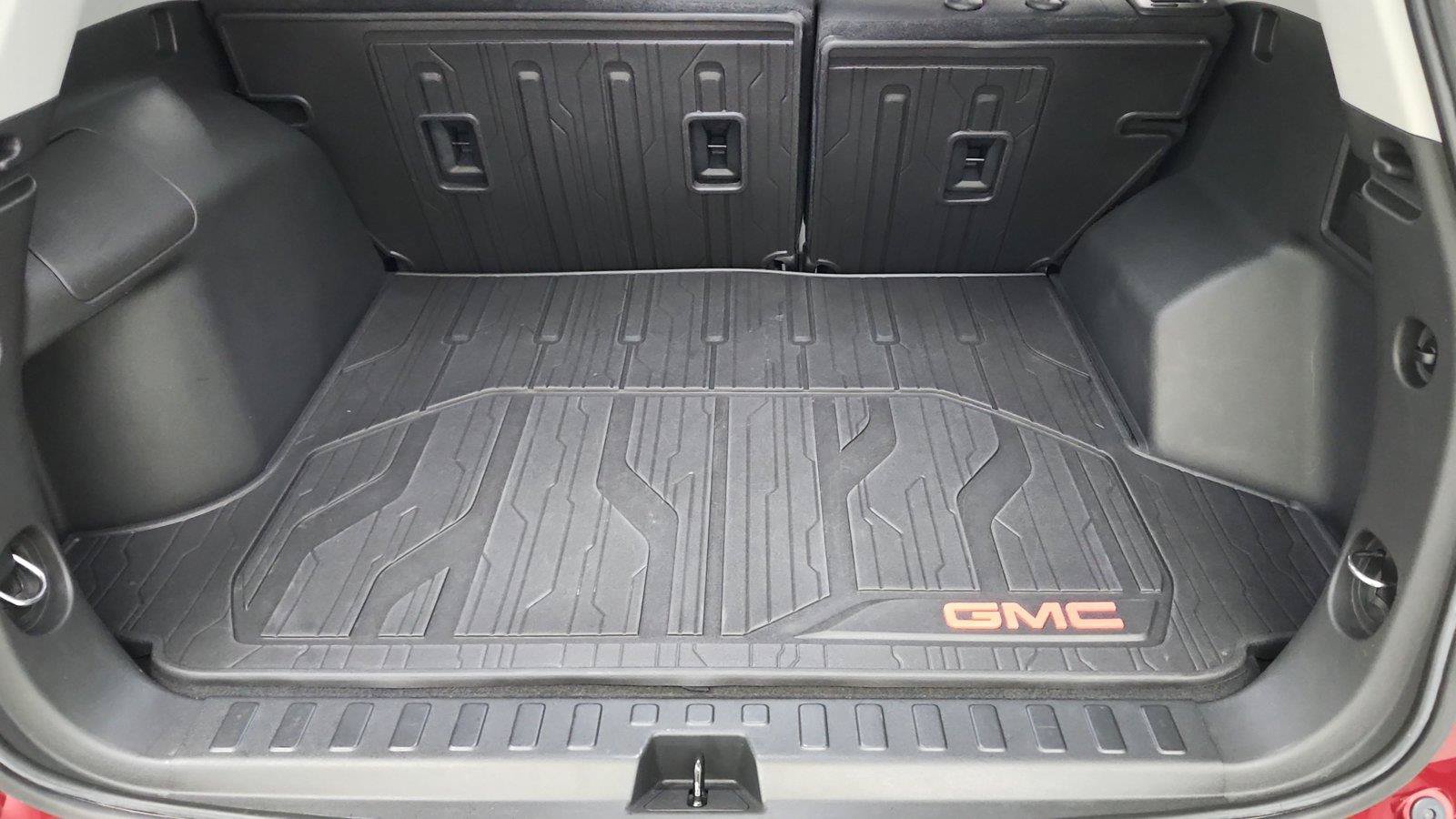Used 2020 GMC Terrain SLE w/ Driver Convenience Package FWD image 39