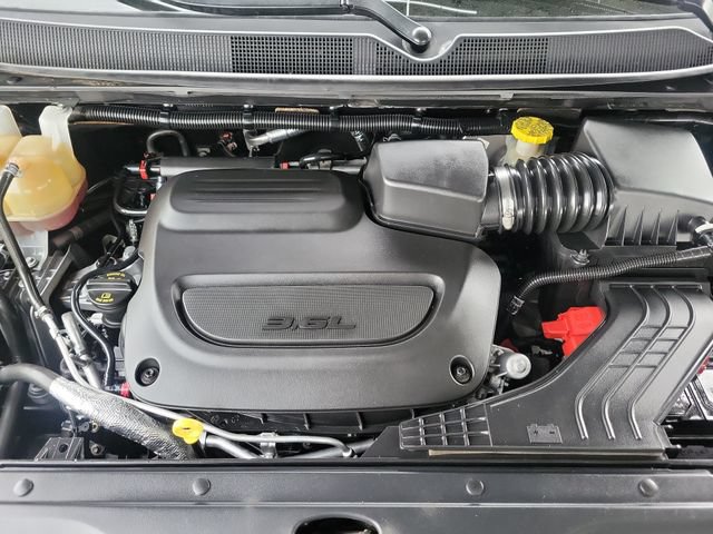Used 2019 Chrysler Pacifica Touring-L FWD image 30