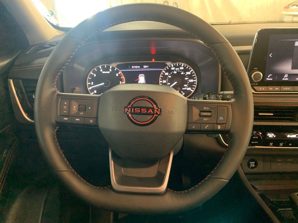 Certified 2025 Nissan Rogue SV image 19