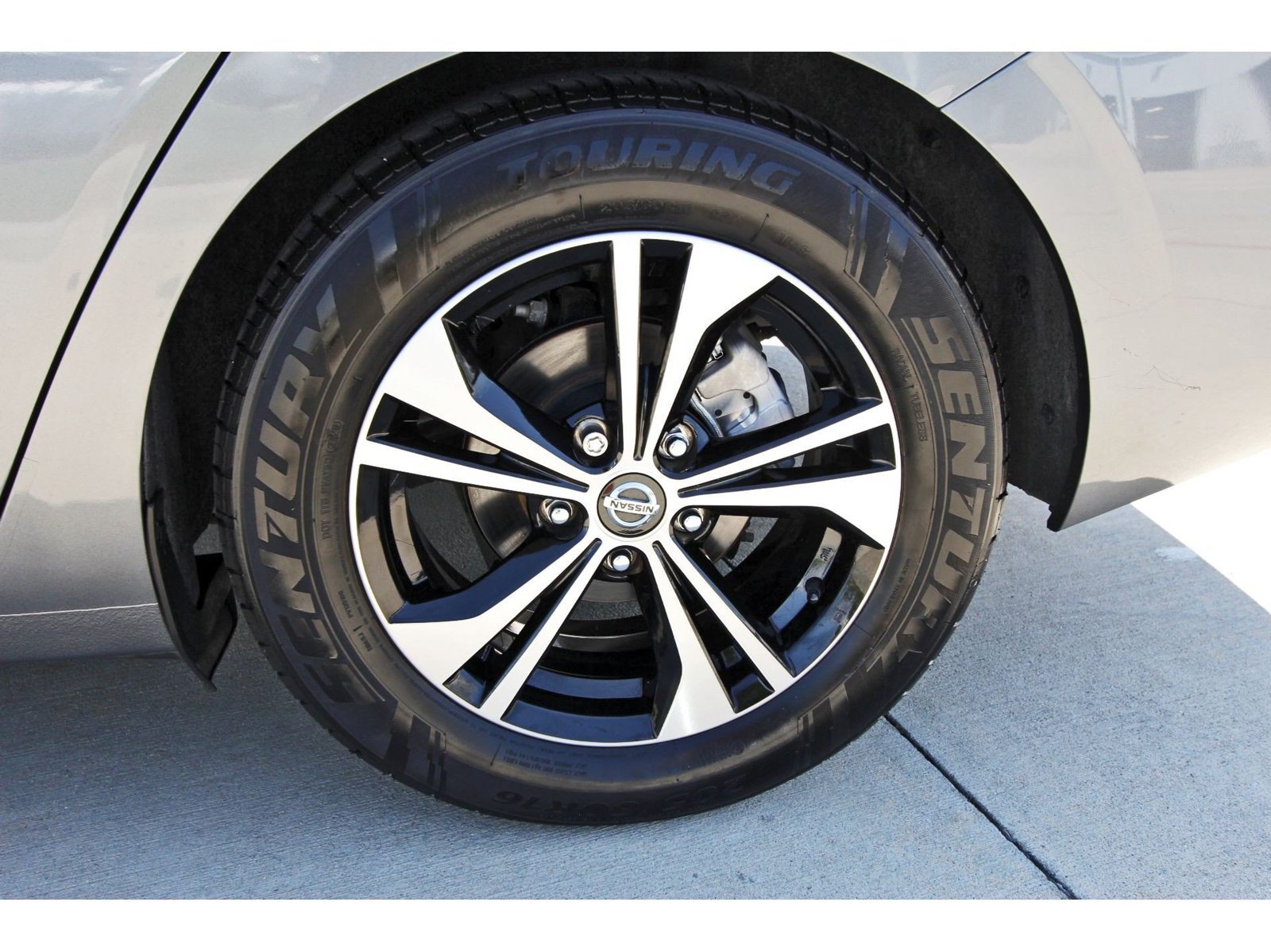 Used 2023 Nissan Sentra SV w/ All-Weather Package FWD image 31