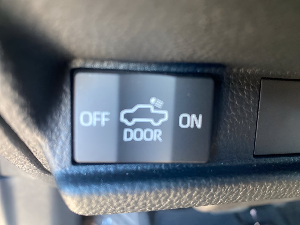 Used 2026 Toyota Tacoma TRD Off-Road AWD/4WD image 18