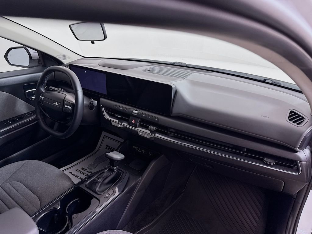 Used 2025 Kia K4 EX FWD image 26