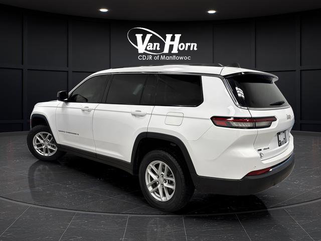Used 2023 Jeep Grand Cherokee L Laredo image 3