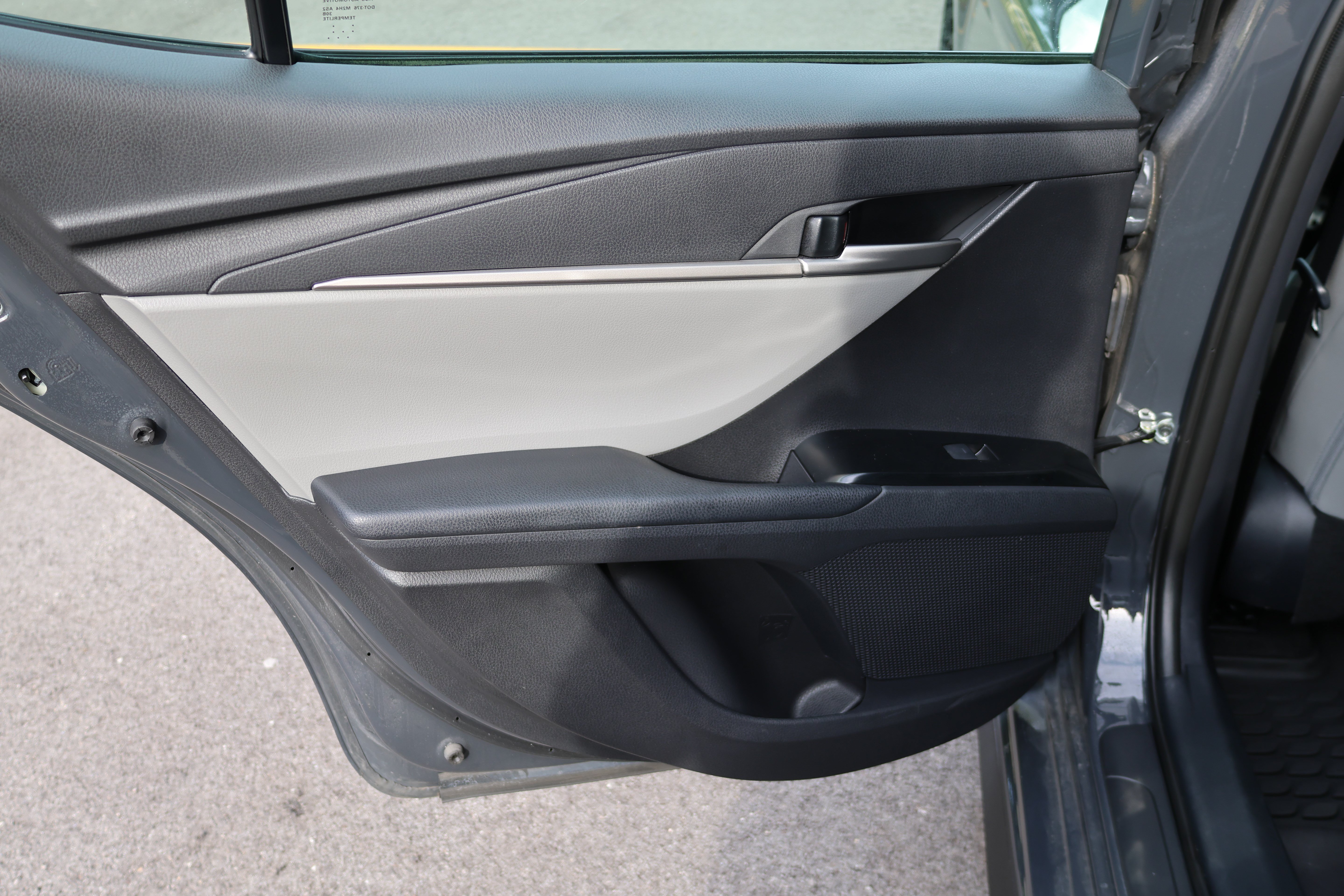 Certified 2025 Toyota Camry SE FWD image 14