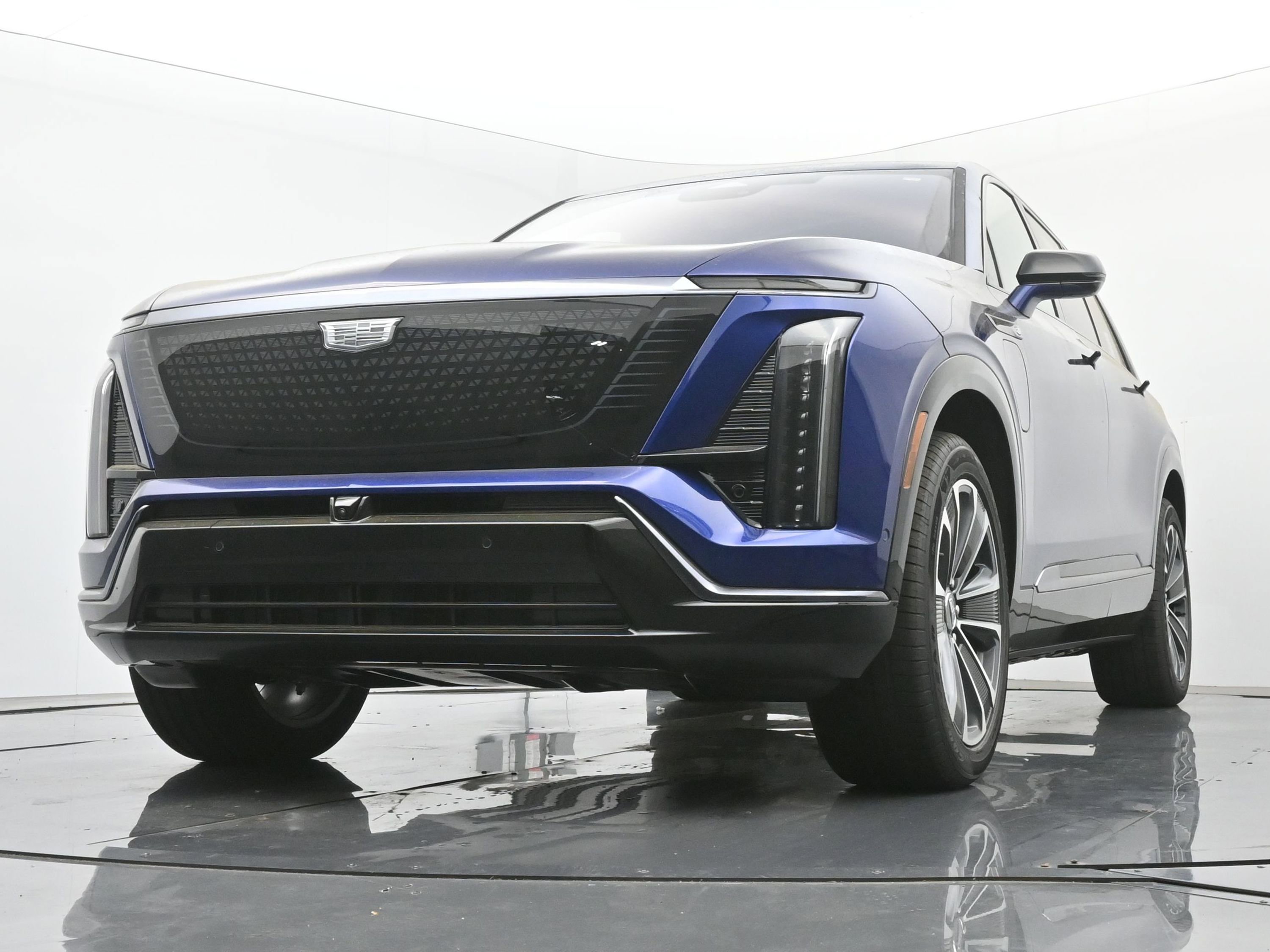 New 2026 Cadillac Vistiq Sport w/ LPO, Premium Carpet Package image 15