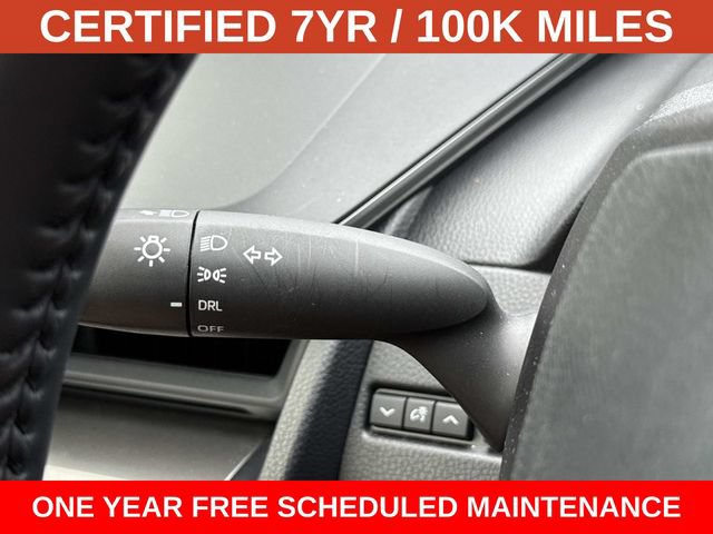 Used 2025 Toyota Prius LE FWD image 26