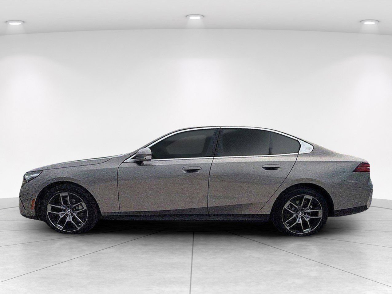 New 2026 BMW 530i w/ Convenience Package RWD image 7