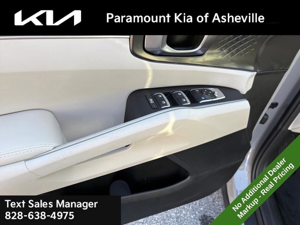 New 2026 Kia Sorento S image 24
