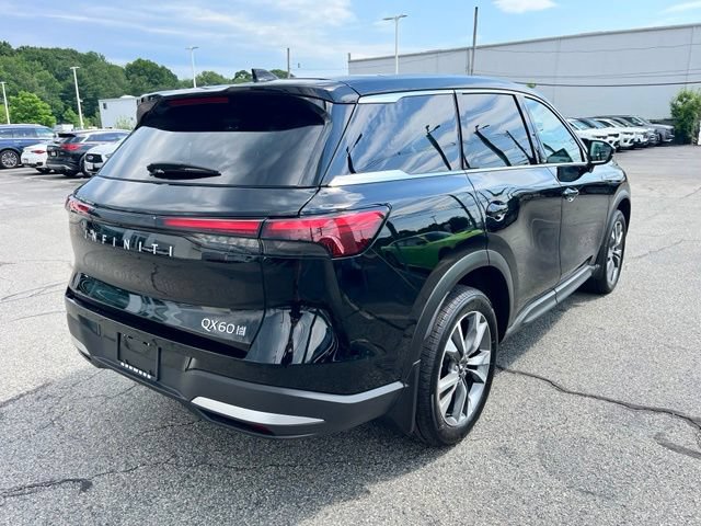 Used 2026 INFINITI QX60 Pure w/ Family Package AWD/4WD image 3