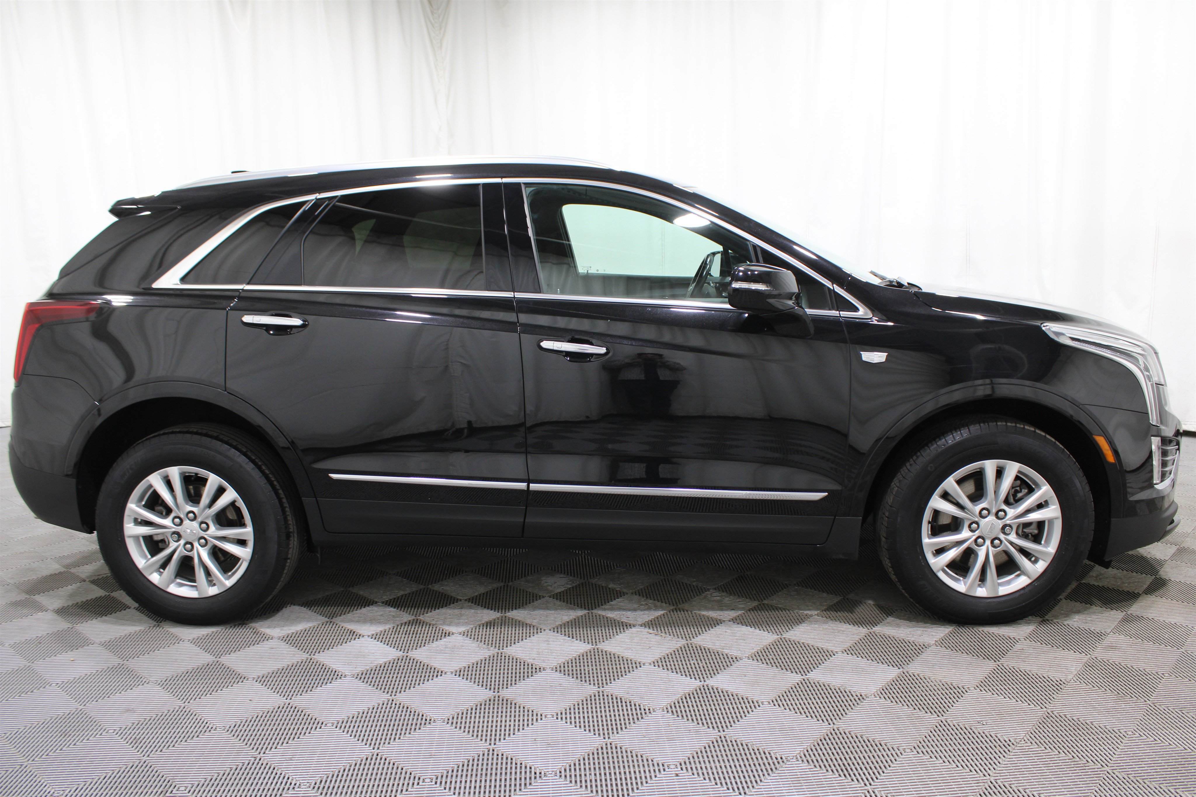 Certified 2023 Cadillac XT5 Luxury image 34