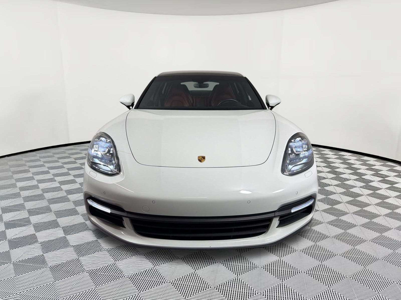 Certified 2019 Porsche Panamera image 6