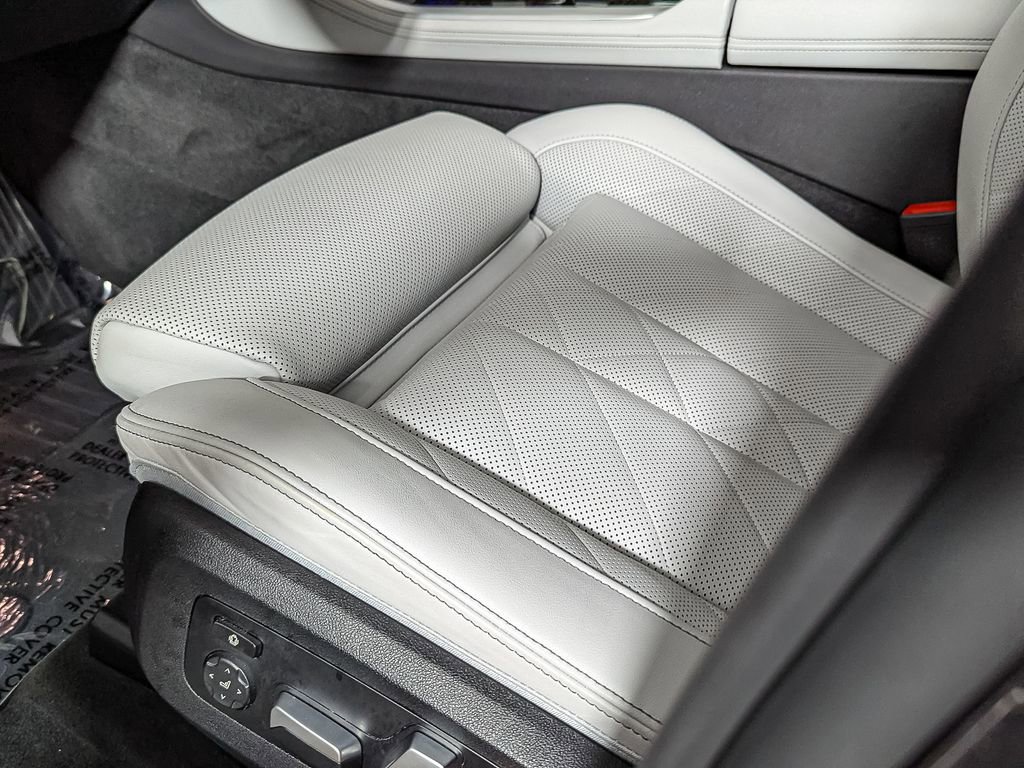 Certified 2023 BMW X5 xDrive40i w/ Premium Package image 19