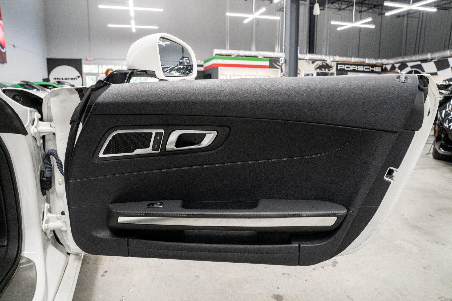 Used 2016 Mercedes-Benz AMG GT S image 34