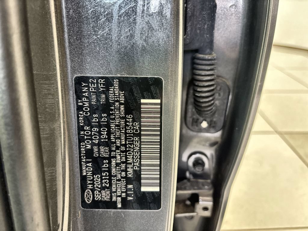 Used 2026 Hyundai Elantra Hybrid FWD image 26