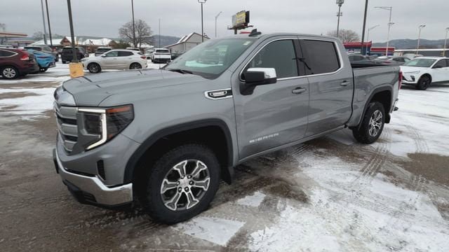 New 2026 GMC Sierra 1500 SLE image 36