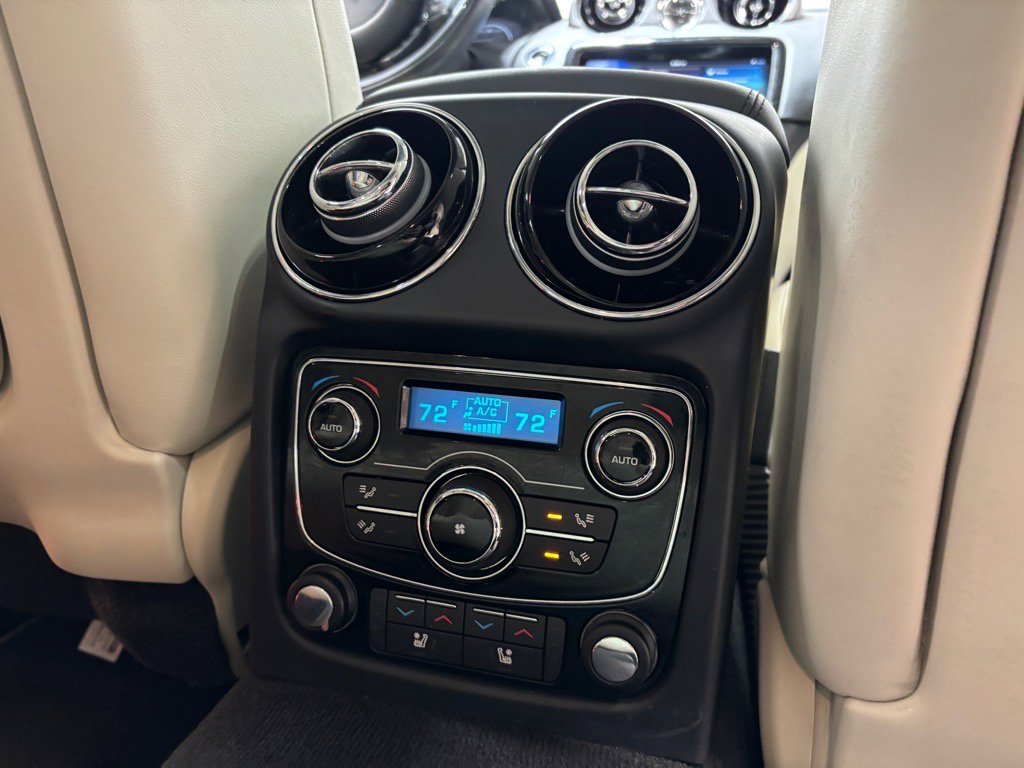 Used 2019 Jaguar XJ L Supercharged image 39