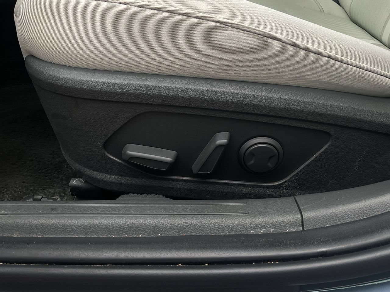Certified 2025 Hyundai Sonata SEL FWD image 8