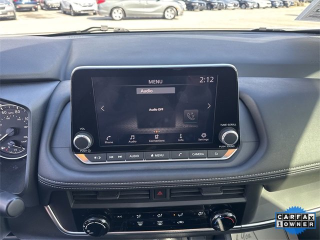 Used 2025 Nissan Rogue S image 16