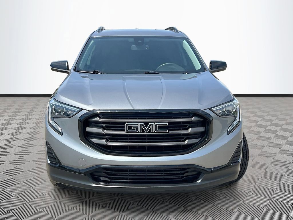 Used 2021 GMC Terrain SLE w/ Driver Convenience Package FWD image 2