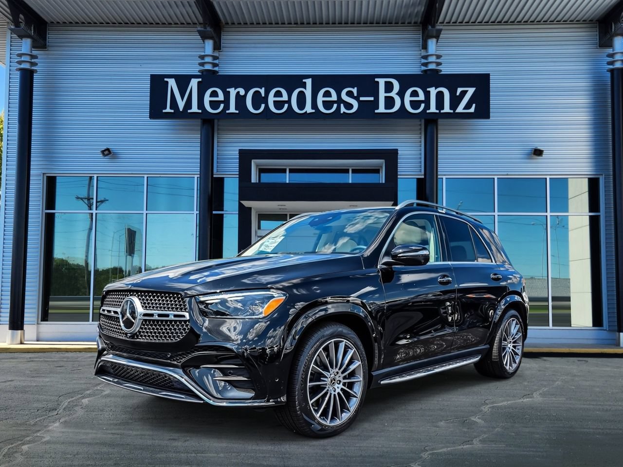 New 2026 Mercedes-Benz GLE 450 4MATIC image 3
