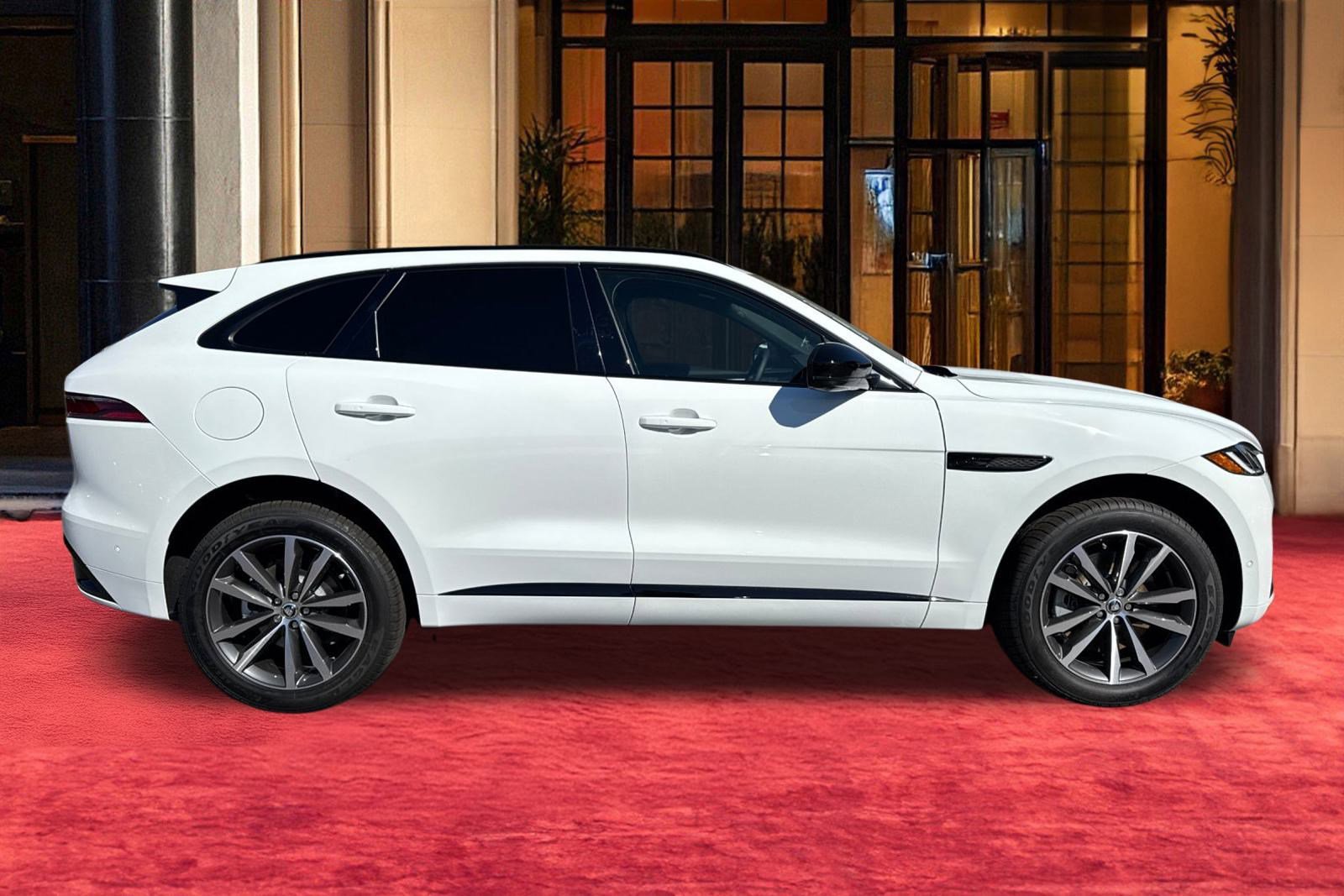 New 2026 Jaguar F-PACE R-Dynamic S image 9