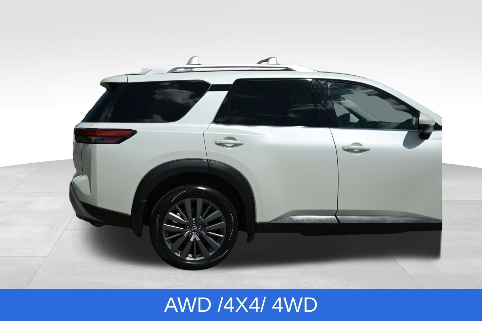 Used 2023 Nissan Pathfinder SL w/ SL Premium Package AWD/4WD image 12