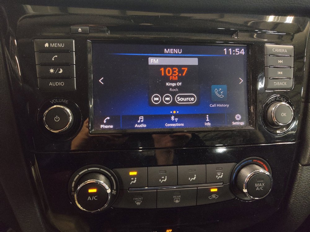 Used 2020 Nissan Rogue S AWD/4WD image 25