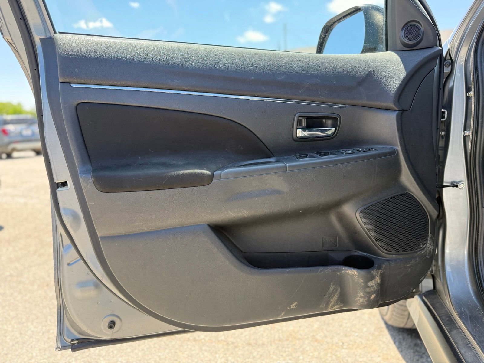 Used 2021 Mitsubishi Outlander Sport ES FWD image 7