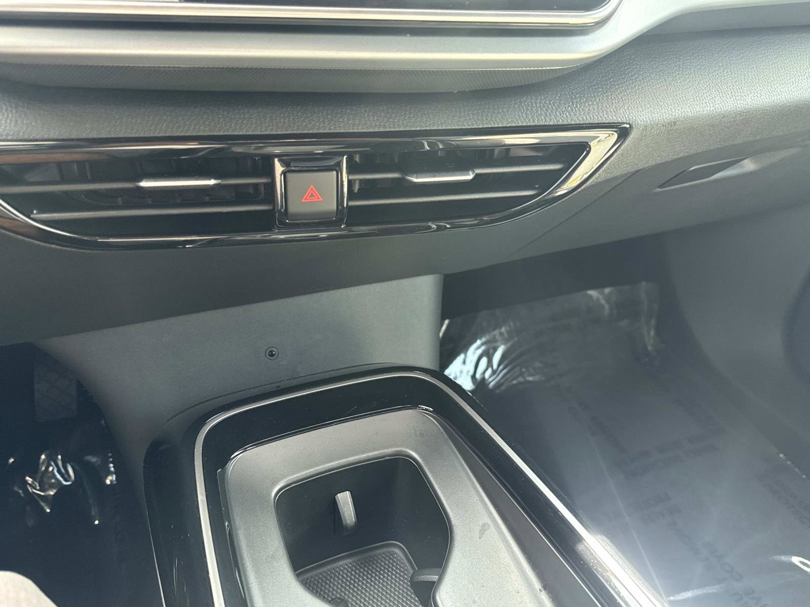 Certified 2025 Volkswagen ID.4 Pro image 24