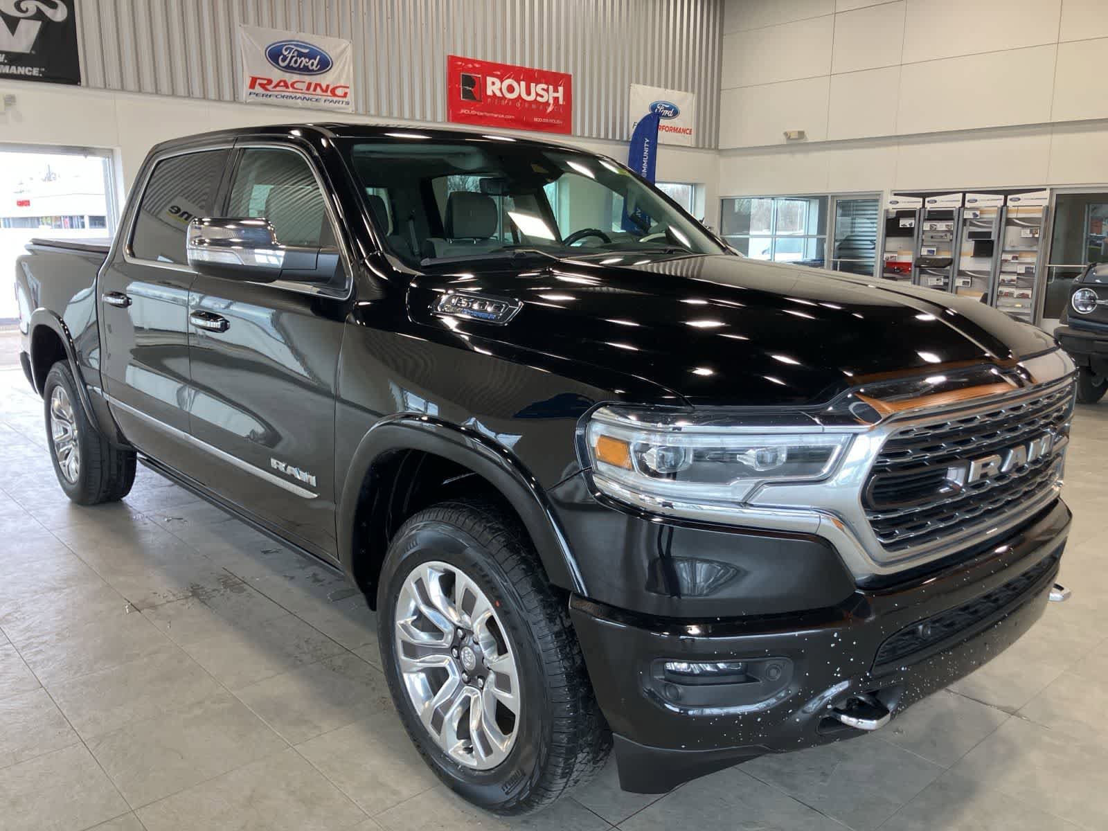 Used 2022 RAM 1500 Limited AWD/4WD image 3