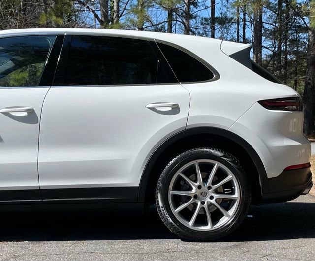 Used 2019 Porsche Cayenne Base image 6
