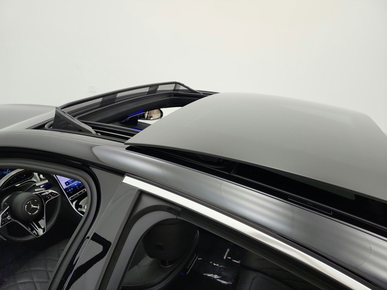 Certified 2025 Mercedes-Benz S 580 4MATIC Sedan image 11