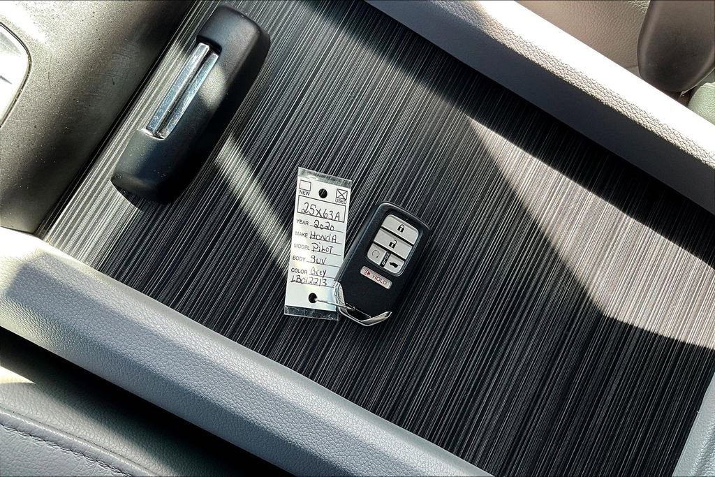 Used 2020 Honda Pilot EX-L image 11